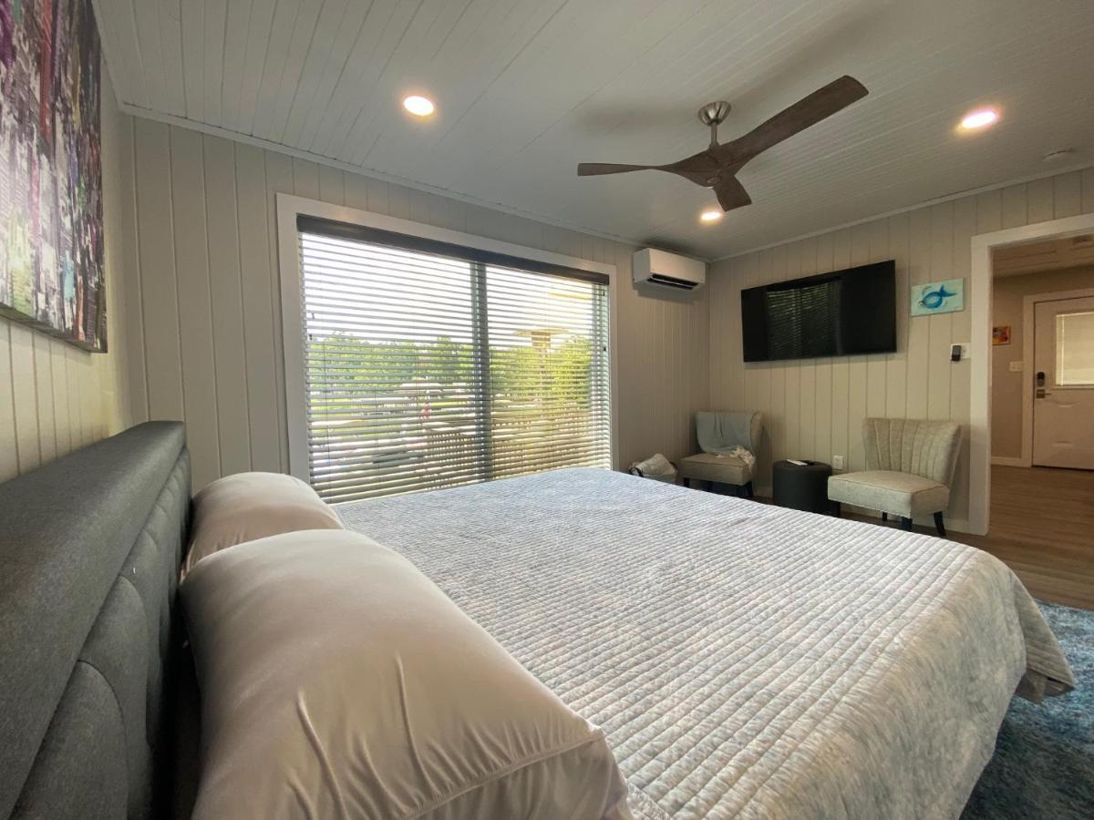 Canary Lake Cottage W/Hot Tub At Sam'S Pizza Hot Springs Exterior photo