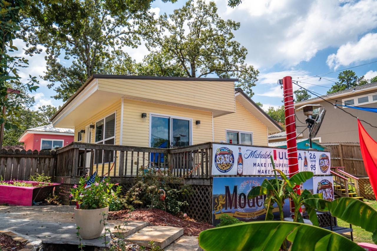 Canary Lake Cottage W/Hot Tub At Sam'S Pizza Hot Springs Exterior photo